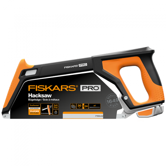 Fiskars 3-In-1 Tag Maker Punch, Orange/White, Standard