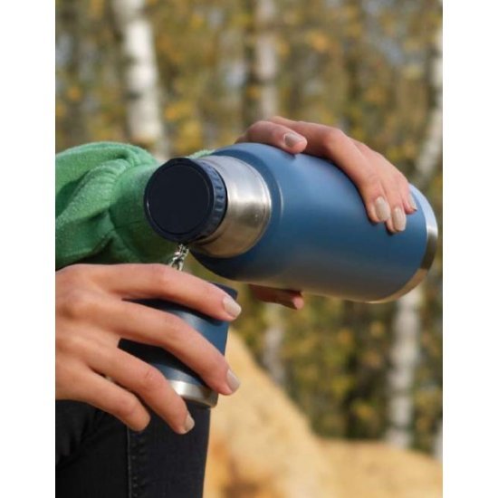https://team-outdoors.eu/image/cache/catalog/Stanley/Stanley%20The%20Adventure%20To-Go%20Food%20Jar/Stanley%20The%20Adventure%20To-Go%20Abyss2-550x550h.jpg